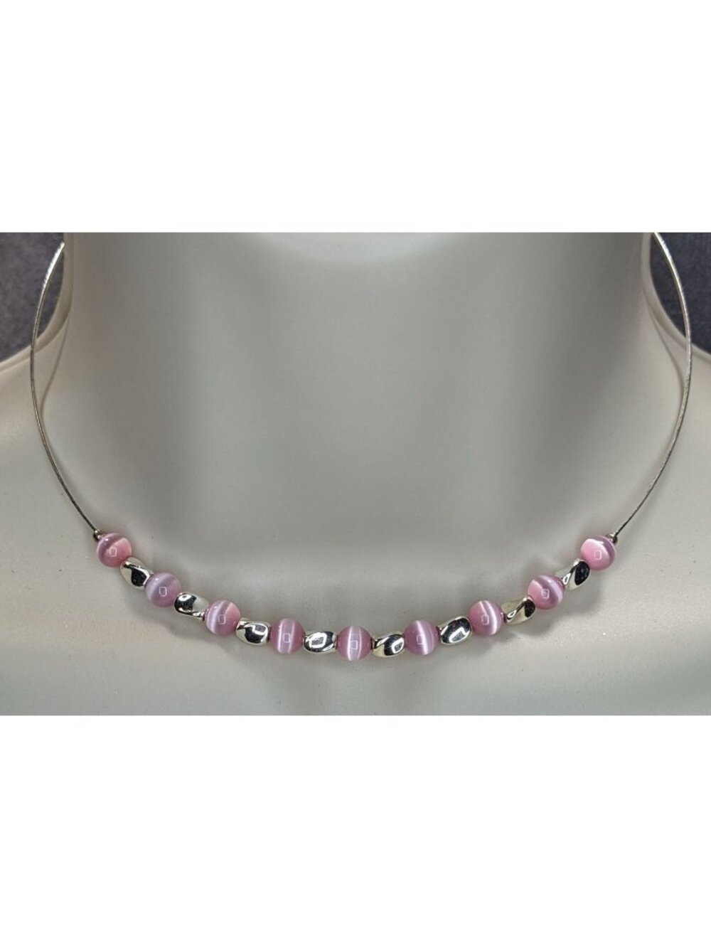 Y2K Pink Cat Eye Beaded Collar Necklace Silver Tone Minimalist Choker